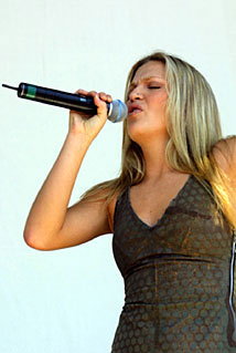Willa Ford