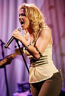 Kelly Clarkson